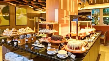 Daily buffet breakfast for a fee