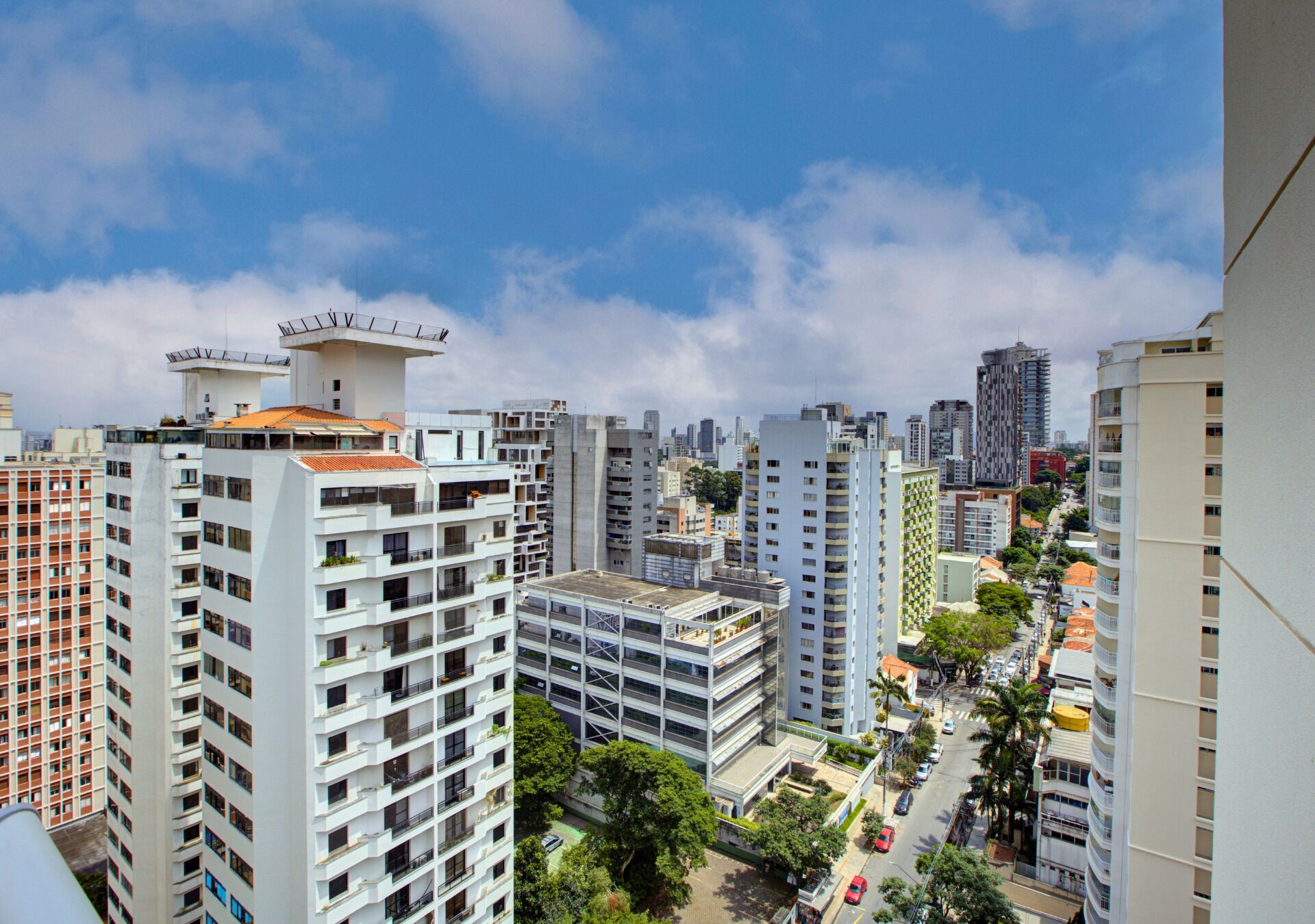 Vue sur la ville depuis l’hébergement