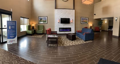 Comfort Suites Auburn near I-69