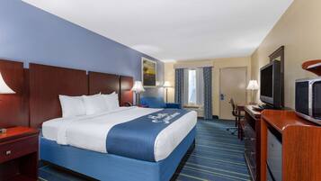 Habitación, 1 cama King size, para fumadores | Escritorio, tabla de planchar con plancha, cunas y camas extra