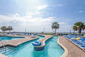 2 indoor pools, 3 outdoor pools, pool loungers