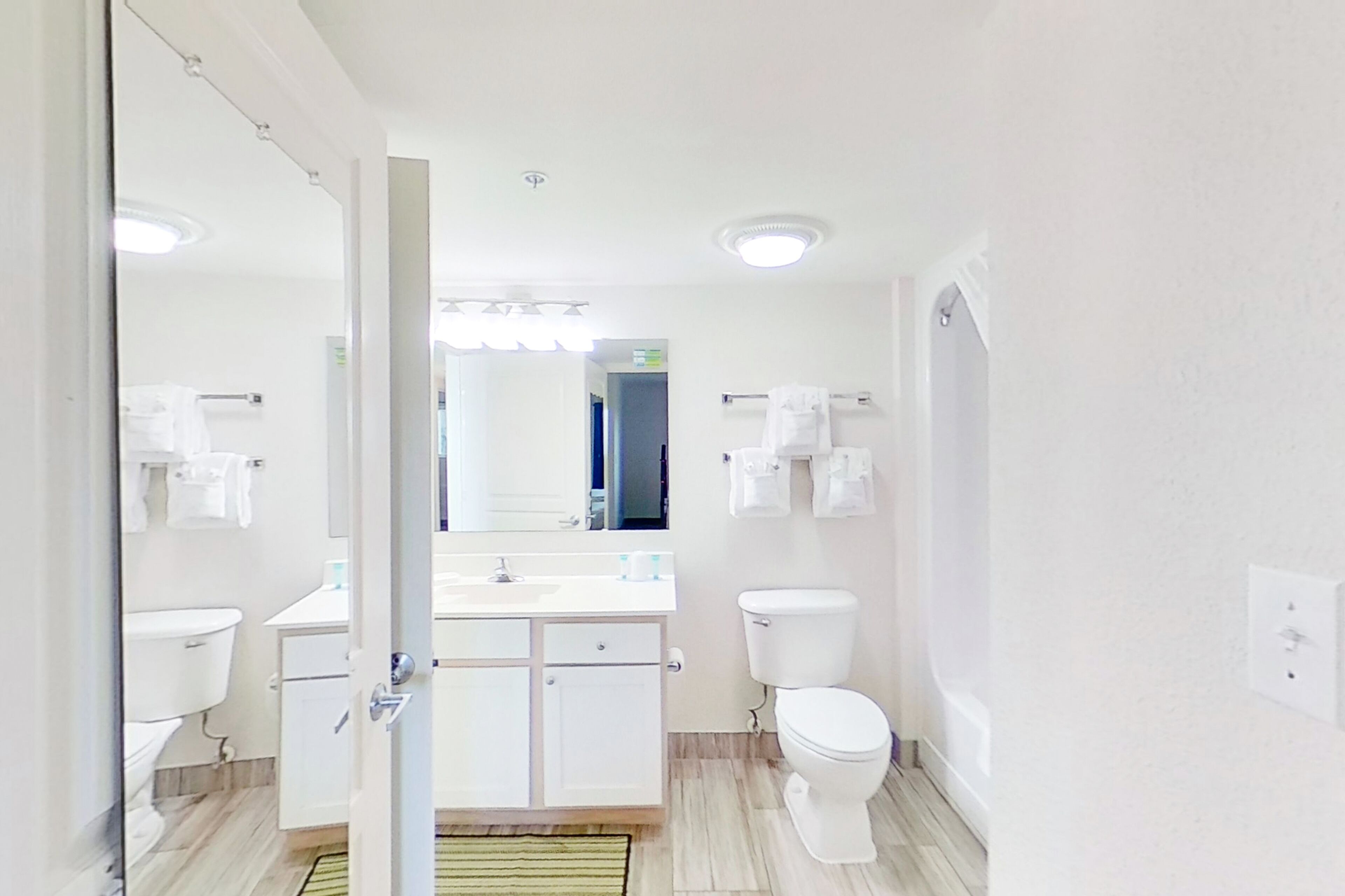 Bay Watch Resort & Conference Center