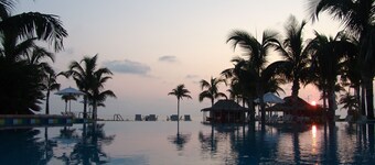 Old Bahama Bay Resort & Yacht Harbour
