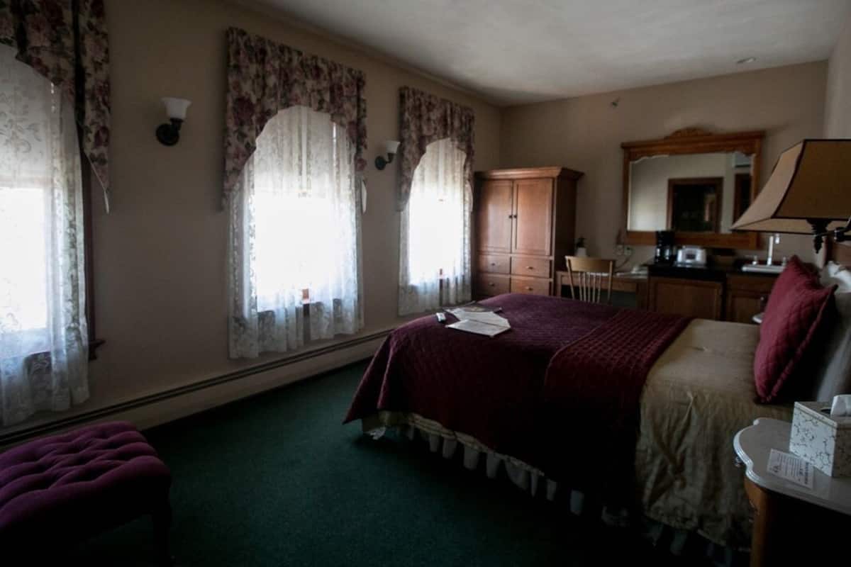 1 Schlafzimmer, Zustellbetten, kostenloses WLAN, Bettwäsche