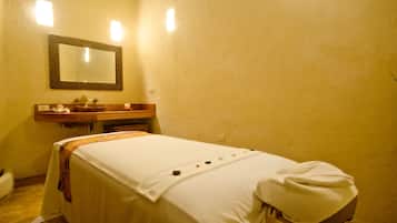 Kropsbehandlinger, aromaterapi, hot stone-massage, deep tissue-massage