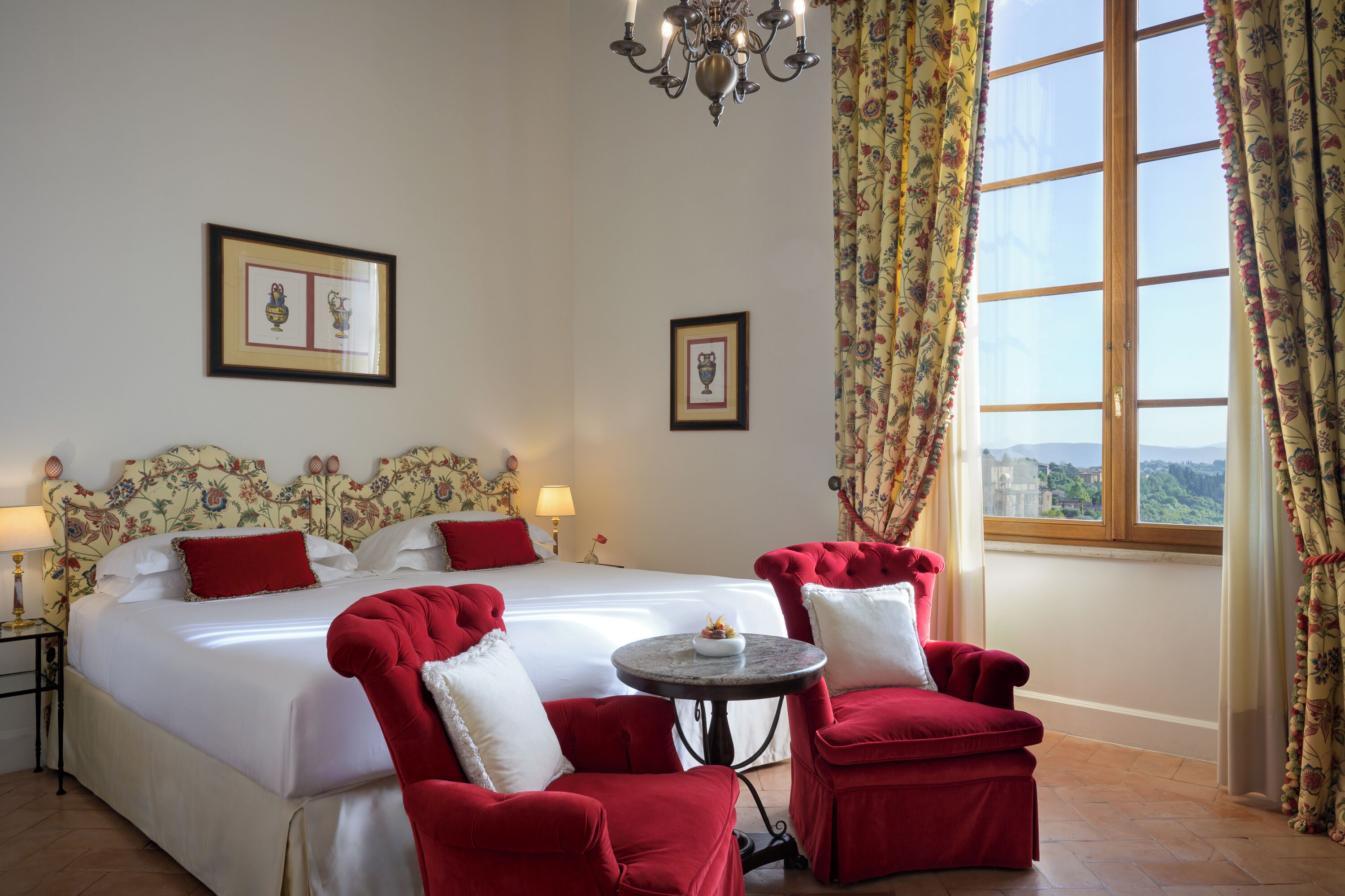 Literie de qualité, couette en duvet, minibar, coffre-fort