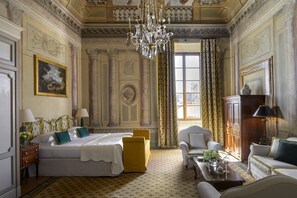 Noble Junior Suite