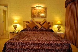 Deluxe-Suite | 1 Schlafzimmer, Minibar, Zimmersafe, laptopgeeigneter Arbeitsplatz