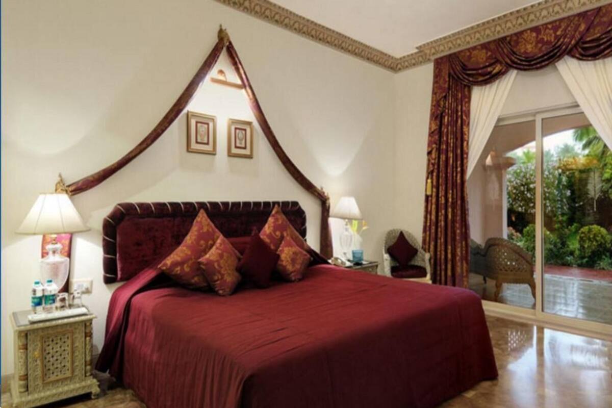 Minibar, in-room safe, laptop workspace, free WiFi