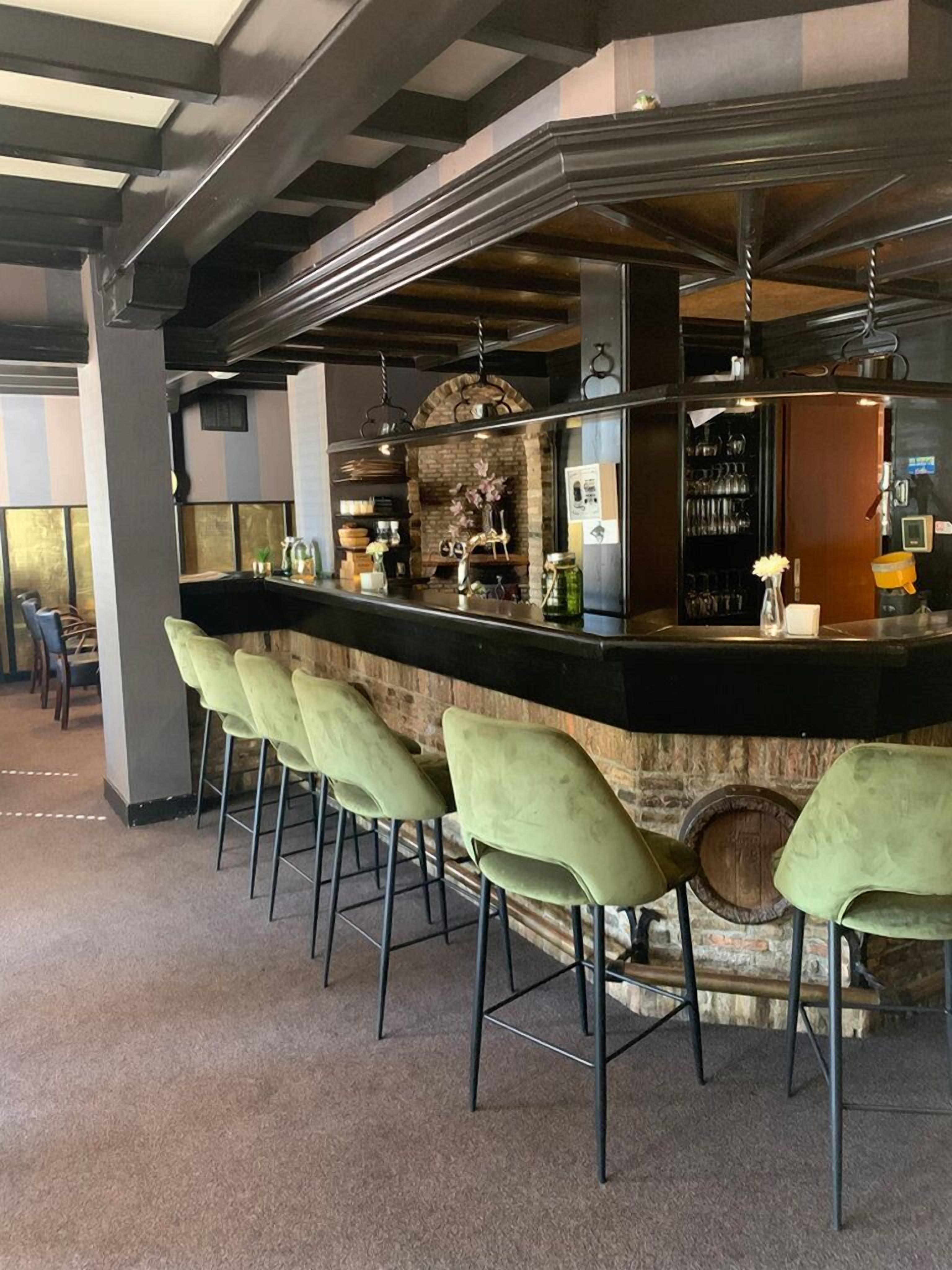 2 quầy bar/khu lounge 
