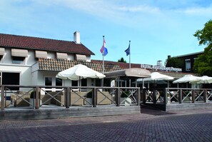 Uklassifisert bilde, 2 av 43, knapp