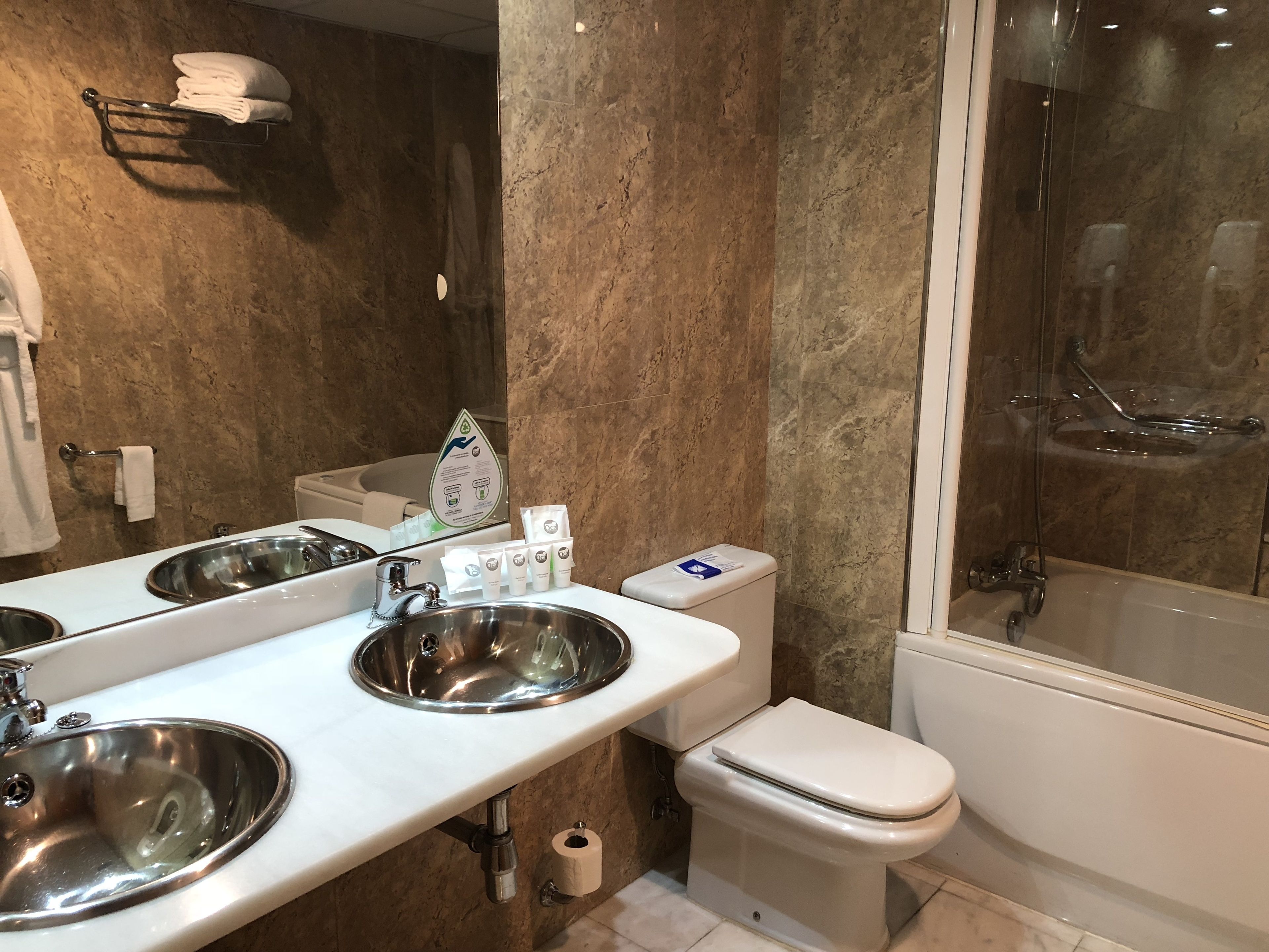 standard double room single use | bathroom | bathtub, hair dryer, towels