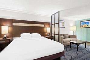 Suite, 1 King Bed, Non Smoking, Refrigerator & Microwave (with Sofabed) | Hypo-allergenic bedding, in-room safe, desk, blackout drapes