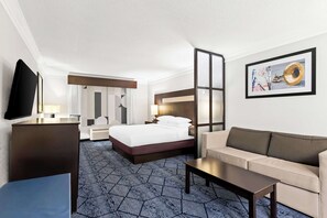 Suite, 1 King Bed, Non Smoking, Refrigerator & Microwave (with Sofabed) | Hypo-allergenic bedding, in-room safe, desk, blackout drapes - Best Western Slidell Hotel (Slidell)