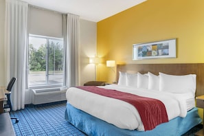 Suite, 1 King Bed with Sofa bed, Non Smoking