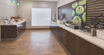 Spark by Hilton Central Point Medford