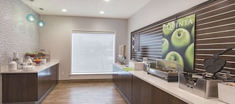 Spark by Hilton Central Point Medford