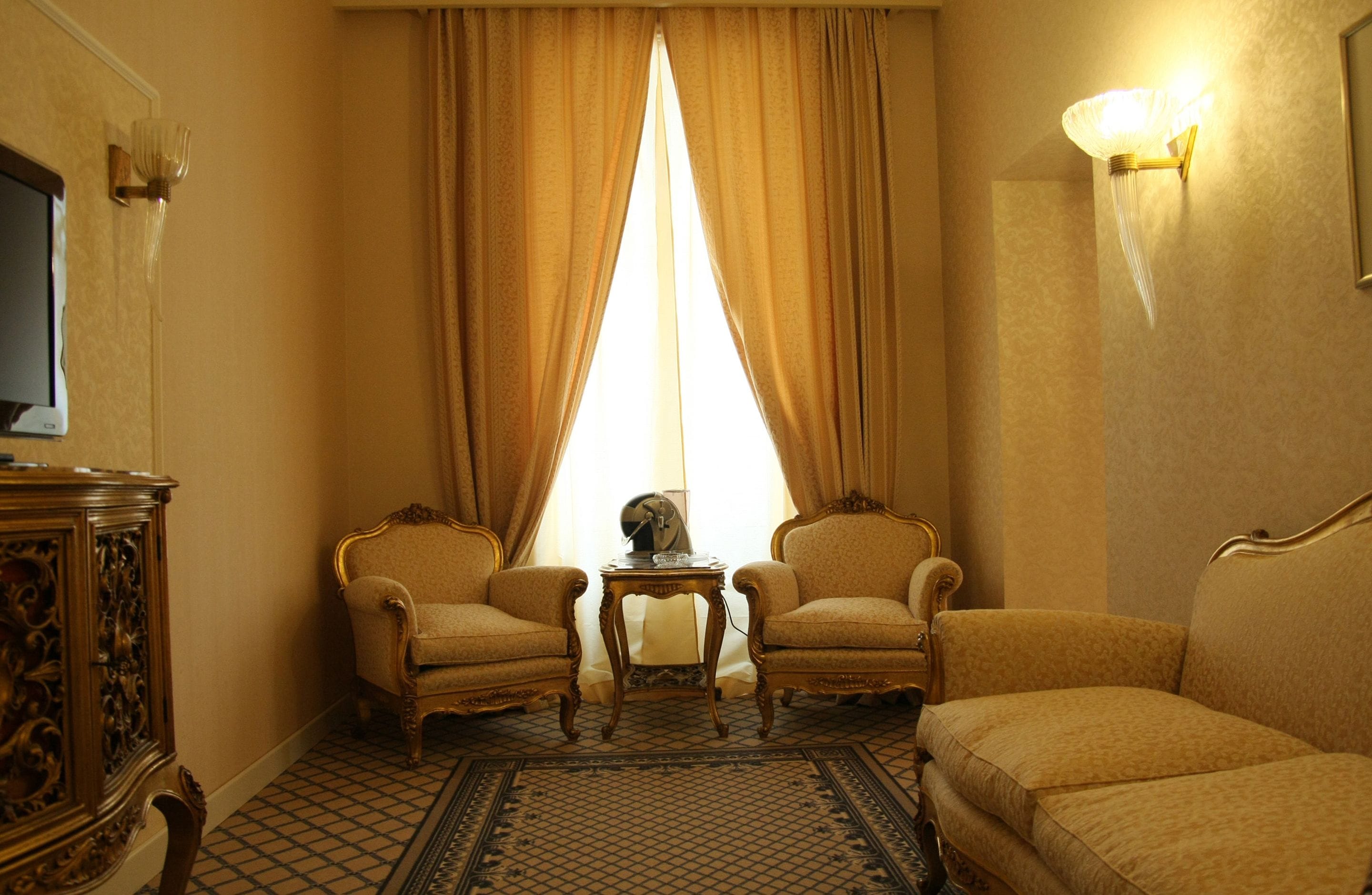 1 bedroom, minibar, in-room safe, desk