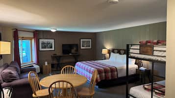 Family Room | Individually decorated, individually furnished, free WiFi, bed sheets