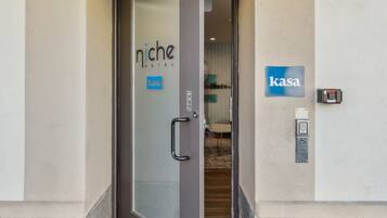 Fachada de la propiedad