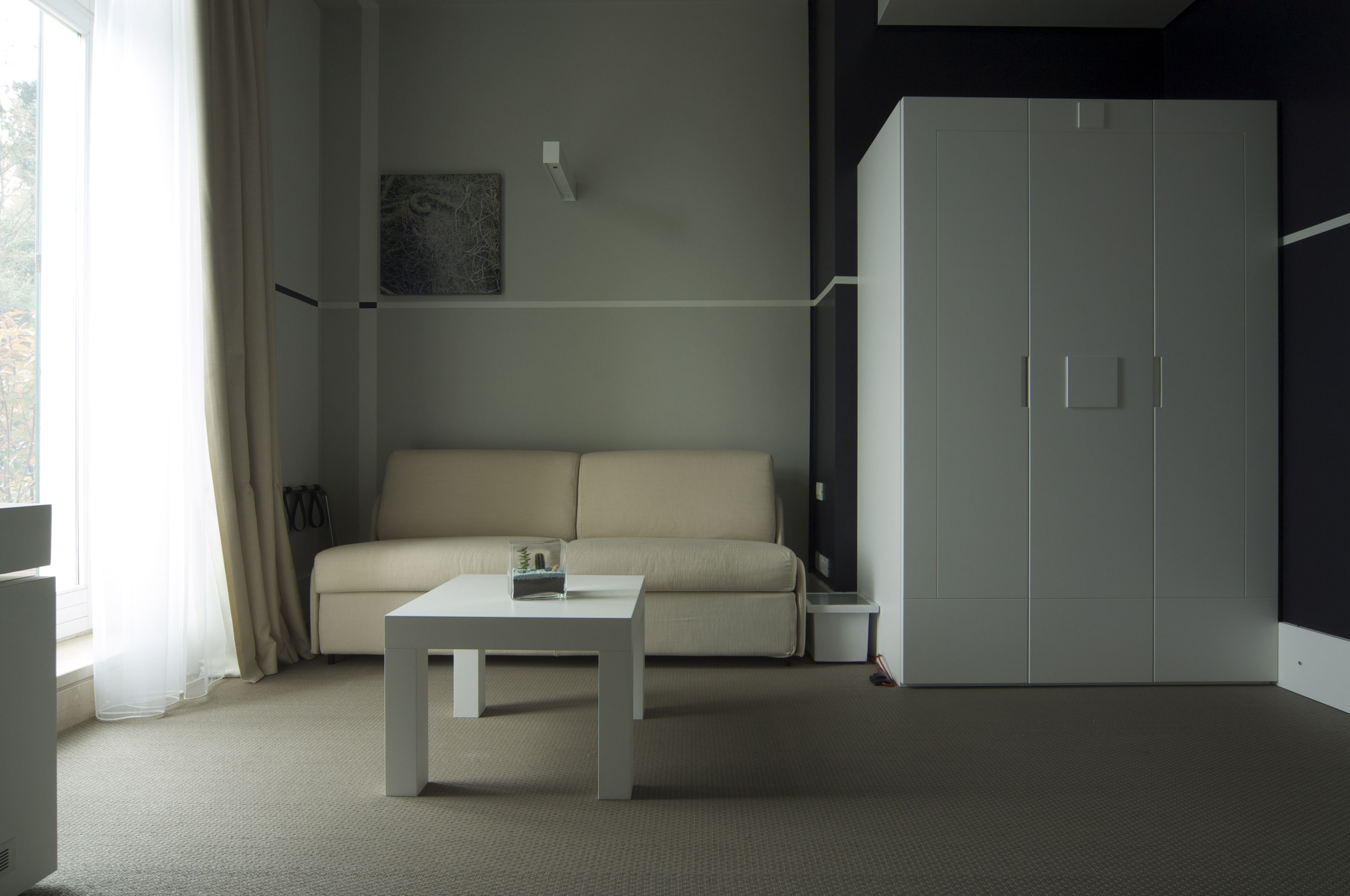 minibar, in-room safe, desk, soundproofing