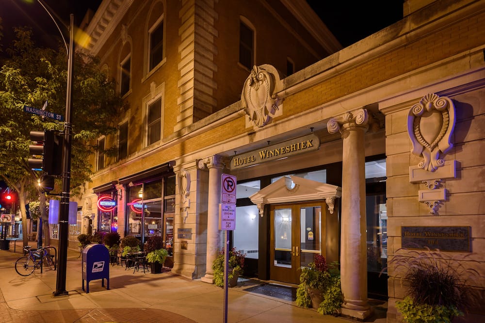 Hotel Winneshiek