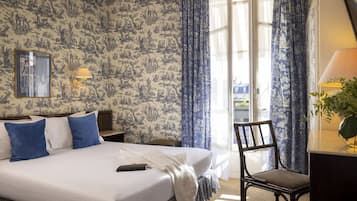 Junior Suite | In-room safe, desk, iron/ironing board, free WiFi