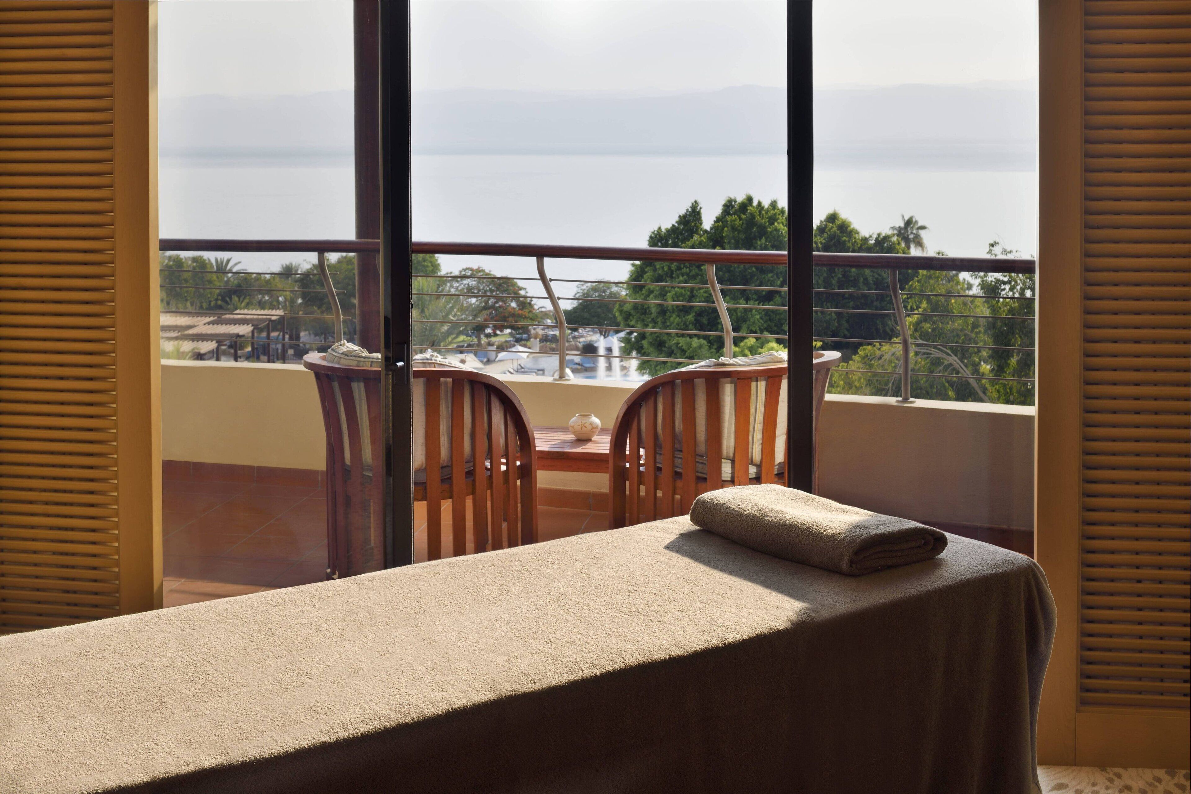 1 bedroom, premium bedding, minibar, in-room safe