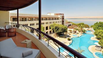Royal Suite, 1 King Bed, Non Smoking, Sea View | Premium bedding, minibar, in-room safe, desk