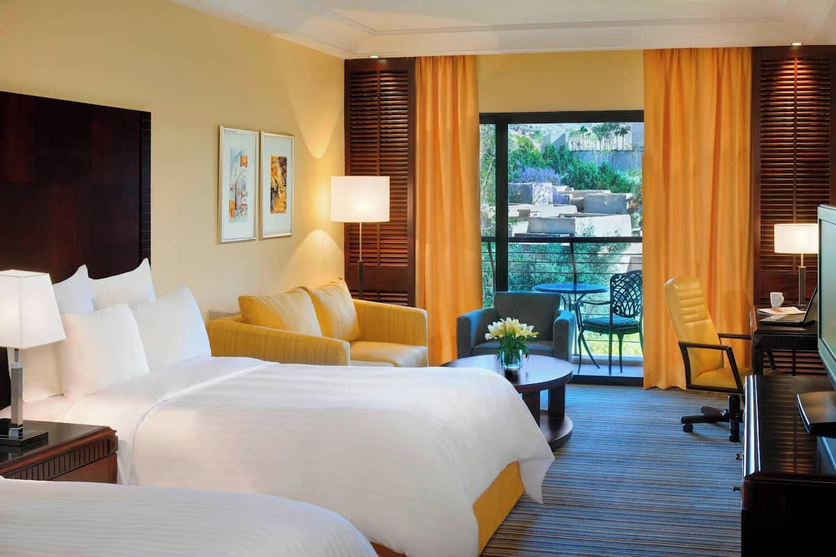 1 bedroom, premium bedding, minibar, in-room safe