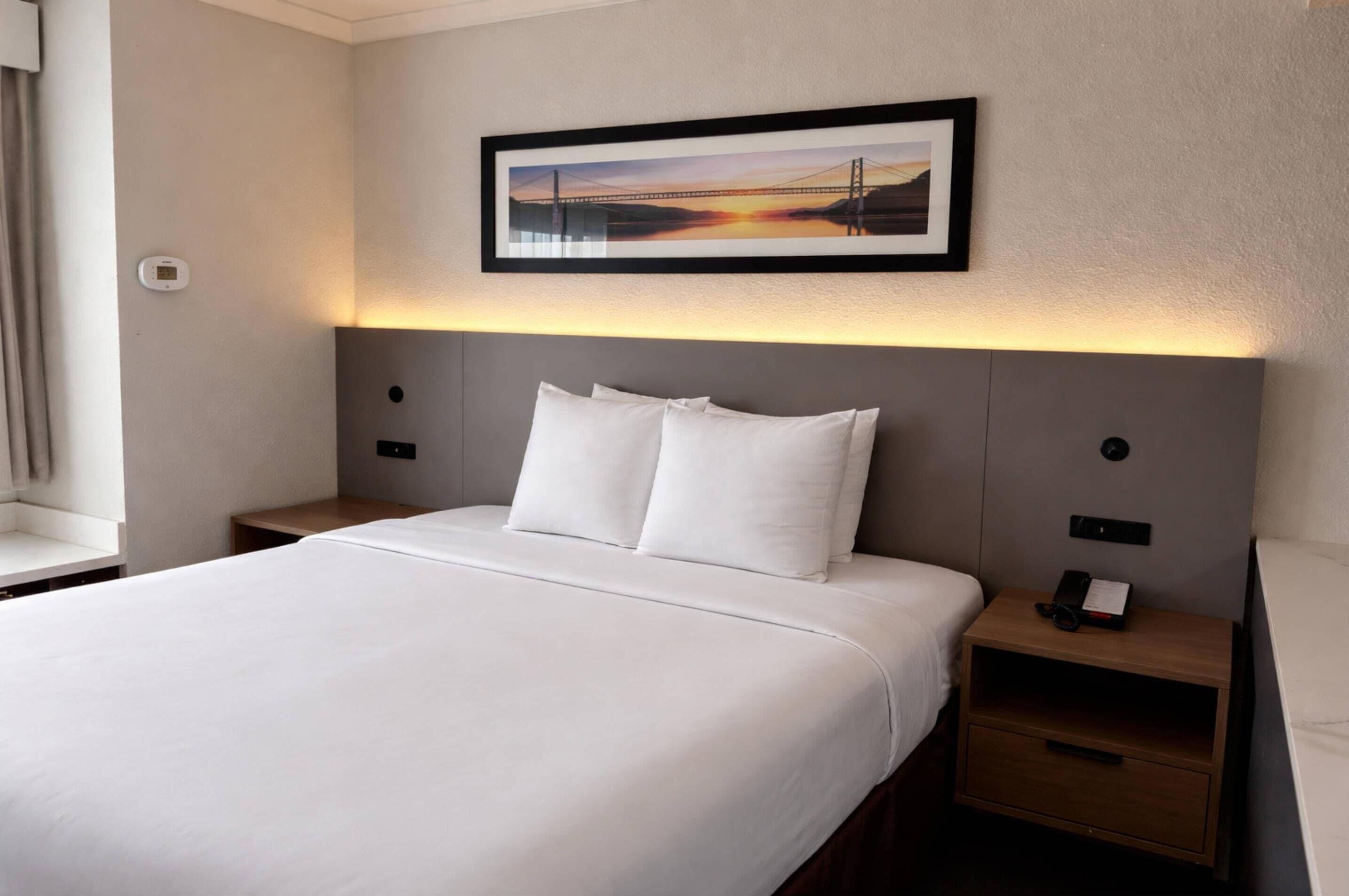 Suite, 1 Queen-Bett und Schlafsofa, Nichtraucher | Zimmersafe, Schreibtisch, Verdunkelungsvorhänge, Bügeleisen/Bügelbrett