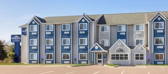 Microtel Inn & Suites by Wyndham New Ulm