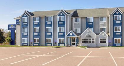 Microtel Inn & Suites by Wyndham New Ulm