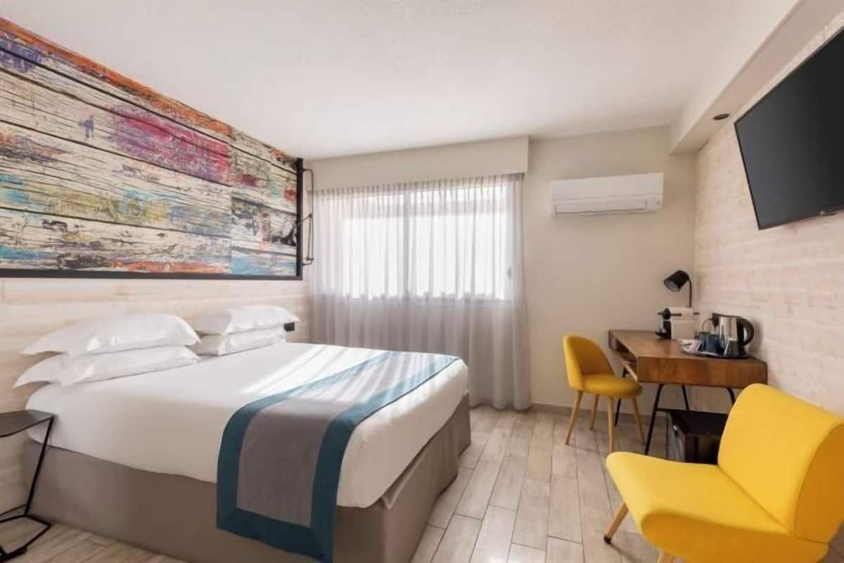 Ropa de cama hipoalergénica y minibar