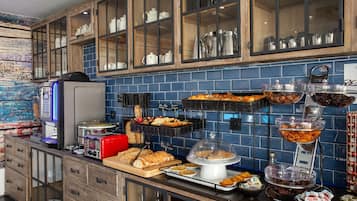 Daily buffet breakfast (EUR 18 per person)