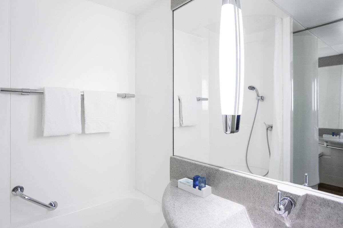 minibar, in-room safe, desk, blackout curtains