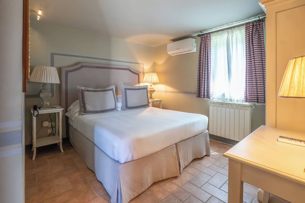Luxury Villa, 2 Bedrooms, Private Pool, Hill View | Down duvets, minibar, in-room safe, desk