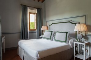 Junior Suite, 1 Bedroom | Down comforters, minibar, in-room safe, individually decorated - Relais Villa Olmo (Impruneta)