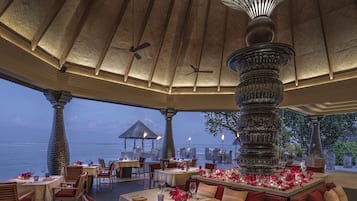 4 restaurants, breakfast, lunch, dinner served; Indian cuisine