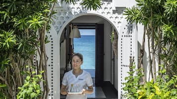 Couples treatment rooms, body treatments, Swedish massages