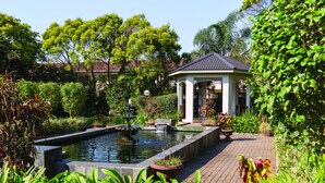 Ảnh chưa phân loại, 2 trong số 57 ảnh, nút