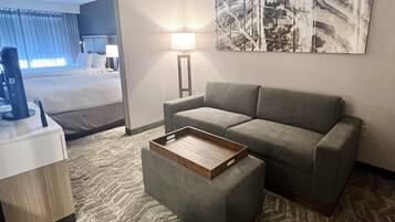 1 bedroom, in-room safe, desk, laptop workspace