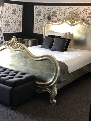 Deluxe-Doppelzimmer | Schreibtisch, Bügeleisen/Bügelbrett, kostenloses WLAN, Bettwäsche
