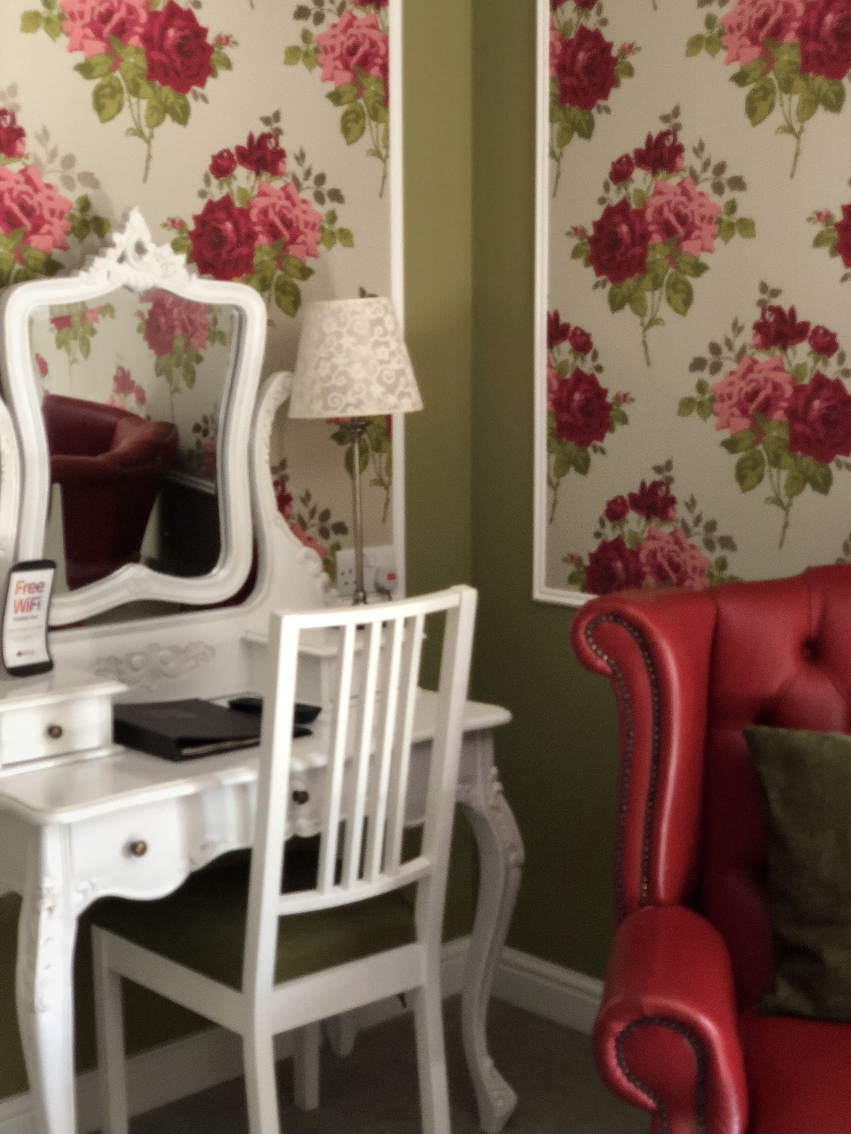 deluxe double room | desk, iron/ironing board, free wifi, bed sheets