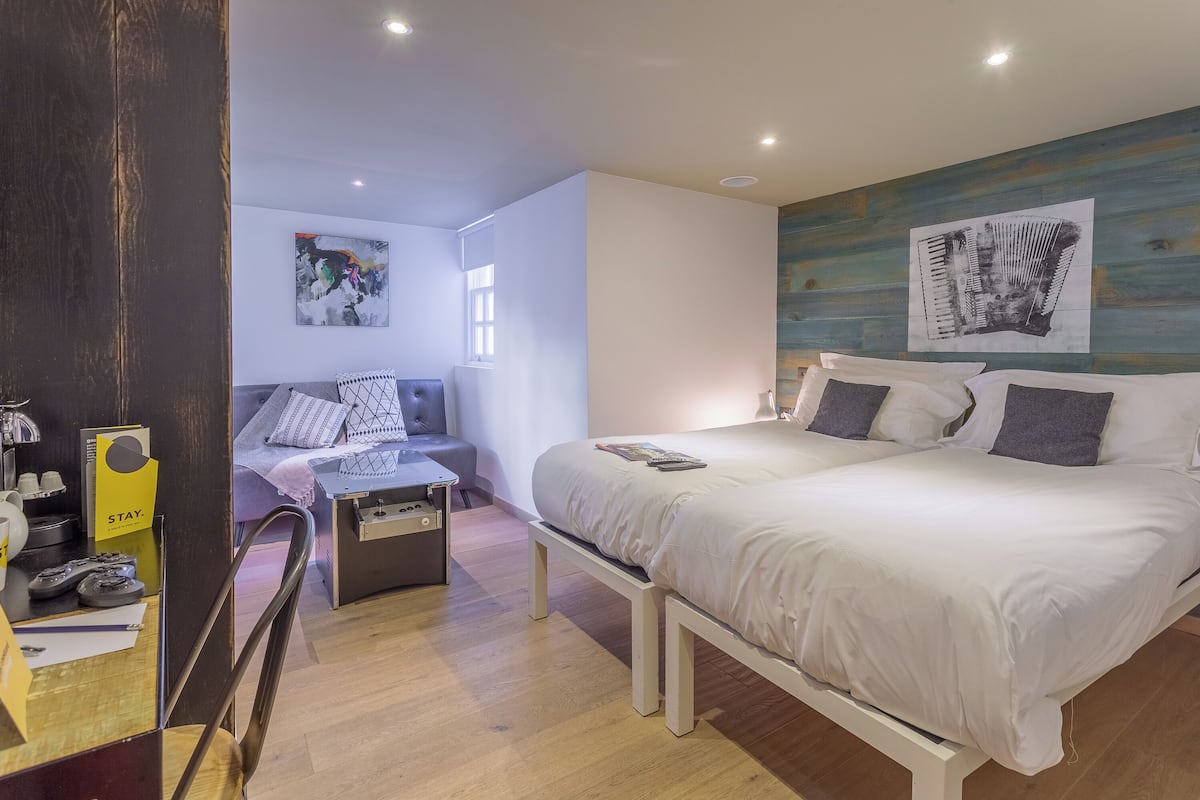 In-room safe, desk, free WiFi, bed sheets