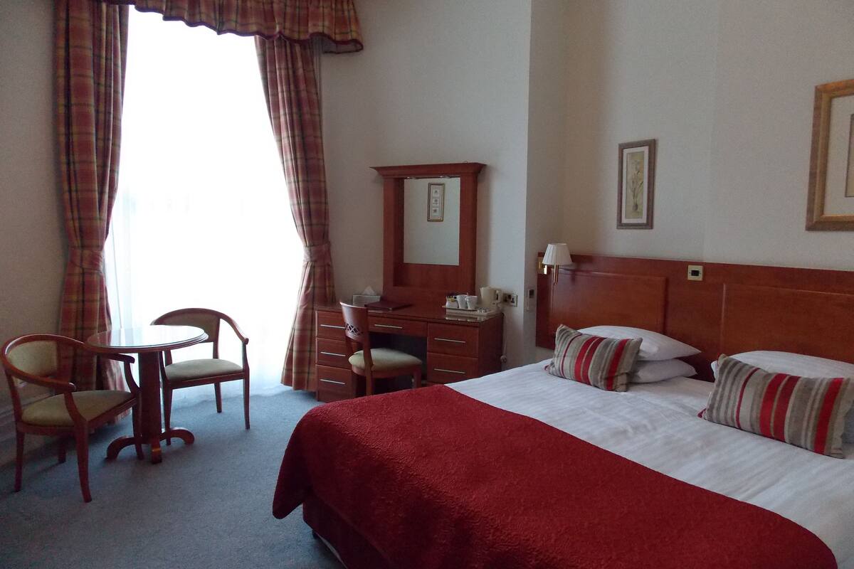 Deluxe Double or Twin Room | Desk, iron/ironing board, free cots/infant beds, free WiFi