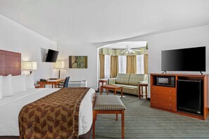 Standard Room, 1 King Bed, Non Smoking, Refrigerator & Microwave | Desk, iron/ironing board, cribs/infant beds, WiFi