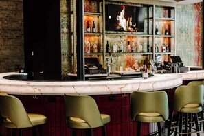 Bar (in der Unterkunft)