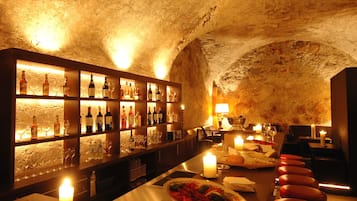 Bar (in der Unterkunft)