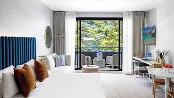 Studio King Apartment | 1 bedroom, individually furnished, desk, laptop workspace